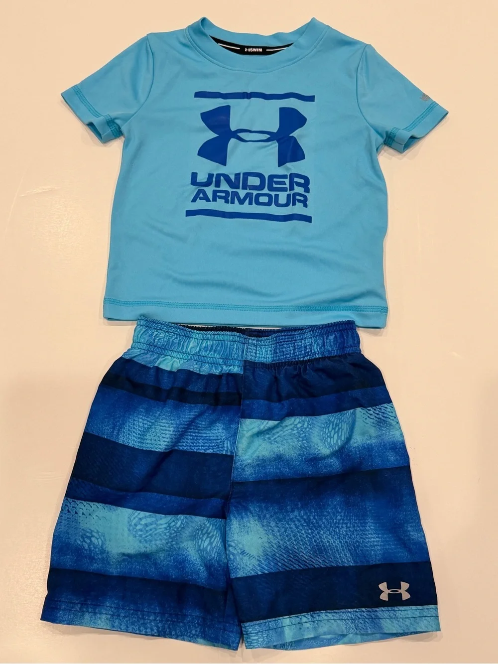 Under Armour Boys 2-Piece Swim Set Size 2T Blue Rash-guard Shirt and Swim Trunks